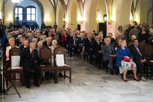 <p>Wręczenie odznaczeń za długoletni staż małżeński. Medale za Długoletnie Pożycie Małżeńskie - 21 kwietnia 2026</p>