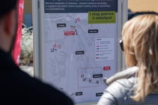 <p>Spotkanie urzędnik&oacute;w i mieszkańc&oacute;w w sobotę 25 kwietnia na Brochowie dotyczące zmian w organizacji ruchu i komunikacji na Brochowie</p>