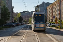 <p>Tramwaje wr&oacute;ciły na Glinianą. Zdjęcia z 1.05.</p>