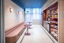 <p>Wnętrza hotelu B&amp;B Hotels Polska w budynku Banku Zachodniego WBK, a wcześniej dawnej Miejskiej Kasy Oszczędności (Rynek, Wrocław)</p>