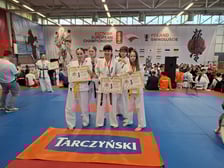 <p><span style="font-size: 11.0pt; line-height: 107%; font-family: 'Calibri',sans-serif; mso-ascii-theme-font: minor-latin; mso-fareast-font-family: Calibri; mso-fareast-theme-font: minor-latin; mso-hansi-theme-font: minor-latin; mso-bidi-font-family: 'Times New Roman'; mso-bidi-theme-font: minor-bidi; mso-ansi-language: PL; mso-fareast-language: EN-US; mso-bidi-language: AR-SA;">zawodniczki Mae Keage Kyokushin Team Wrocław&nbsp;</span></p>