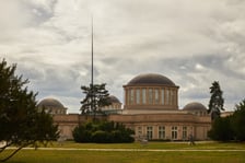 <p>Pawilon Czterech Kopuł</p>