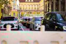 <p>Pierwszy dzień pilotażu na Placu Solnym we Wrocławiu - zakaz wjazdu dla samochod&oacute;w i motocykli</p>