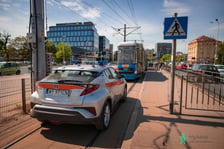 Uszkodzony pantograf w tramwaju na Pl. Jana Pawła II - 5 maja 2026 r.