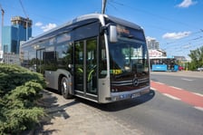 Elektryczny Mercedes eCitaro K. Wydział Transportu UMW zaplanował ponad tydzień testów tego pojazdu – od 20 do 28 maja.