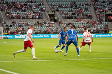 Ultimate Legends Night Wrocław 2026. Polskie legendy i światowe gwiazdy futbolu zmierzyły się 27 maja na boisku Tarczyński Arena Wrocław