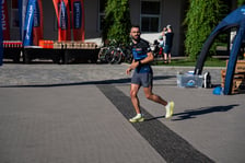 Uczestnicy finałowego treningu przed 12. Tarczyński Nocnym Wrocław Półmaratonem, 27 maja 2026 r.