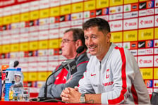<p>Robert Lewandowski podczas konferencji prasowej na Tarczyński Arenie, 28.05.2026</p>