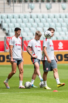 Sobotni trening biało-czerwonych  na Tarczyński Arena. W niedzielę mecz z Ukrainą