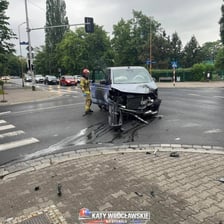 Kolizja na skrzyżowaniu ul. Poznańskiej i Zachodniej we Wrocławiu