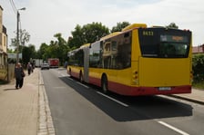 Zderzenie autobusu miejskiego z samochodem dostawczym na ul. Żernickiej, 1 czerwca 2026 r.
