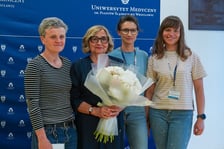 <p>Uroczystość wręczenia medalu Merito di Wratislavia - Zasłużony dla Wrocławia, for. Bernardzie Kazanowskiej. Przylądek Nadziei, 10.06.2026</p>