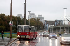 Autobus marki Ikarus obsłuży niedzielny kurs specjalny na historycznej trasie linii A
