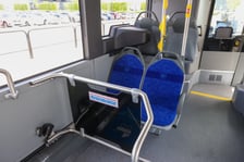 Pierwszy z 21 zamówionych Mercedesów eCitaro już jest we Wrocławiu. Będzie kursował na lotnisko