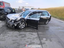 Wypadek na autostradzie A4 pod Wrocławiem - rozbite samochody i zablokowana droga / 30 czerwca 2026 r.