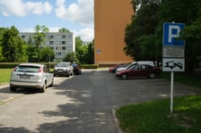 Sprawdziliśmy, jak wygląda sytuacja parkingowa na Gądowie miesiąc po wprowadzeniu płatnego parkowania przy Magnolii