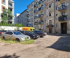 <p>Podw&oacute;rko między ulicami Kościuszki, Pułaskiego, Komuny Paryskiej i Prądzyńskiego</p>
