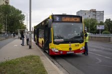 Wtorkowy poranek na Szczepinie. Ewakuacja mieszkańców związana ze znalezieniem niewybuchu na ulicy Trzemeskiej
