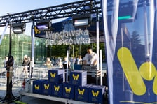 Sobota 11 lipca – Wrocławska potańcówka na Placu Wolności przez NFM rozpoczęła się lekcją tańca West Coast Swing