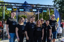 Sobota 11 lipca – Wrocławska potańcówka na Placu Wolności przez NFM rozpoczęła się lekcją tańca West Coast Swing