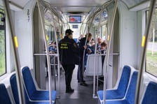 Wspólny patrol Strażników Miejskich i kontrolerów biletowych MPK