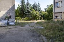 Podwórze między ulicami Hallera, Mielecką, Połaniecką i Stalowowolską - rozpoczęcie zagospodarowania.