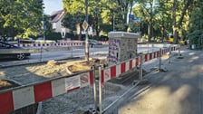 <p>Budowa ścieżki rowerowej wzdłuż ulicy Olszewskiego, zdjęcie z 9 sierpnia 2026.</p>