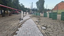 <p>Zajezdnia Dąbie, 10.08.2026. Szpilkostrada w budowie.</p>