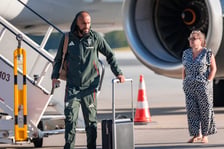 <p>Piłkarze Manchester United na wrocławskim lotnisku, 14.08.2026.</p>
