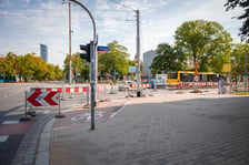 Remont Al. Wiśniowej - wyłączenie zatoki przystankowej przy skrzyżowaniu z ul. Powstańców Śląskich.