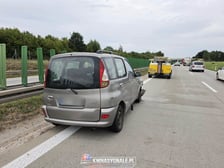 Awaria samochodu na A4. Korek ma 7,2 km