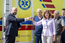 Świetnie wyposażony ambulans Shock Team został przekazany lekarzom z Uniwersyteckiego Szpitala Klinicznego