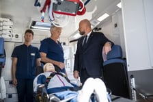 Świetnie wyposażony ambulans Shock Team został przekazany lekarzom z Uniwersyteckiego Szpitala Klinicznego