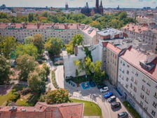 Kamienica w podwórzu przy ul. Wyszyńskiego 105a przejdzie kapitalny remont