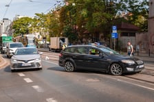 Kolizja samochodów na ulicy Traugutta