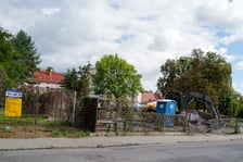 Rozpoczęła się kompleksowa przebudowa terenu dawnego targowiska przy ul. Skoczylasa na wrocławskiej Leśnicy