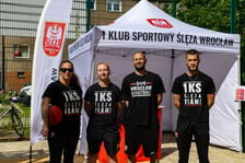 Piknik z okazji otwarcia podwórka przy Łące Mazurskiej we Wrocławiu
