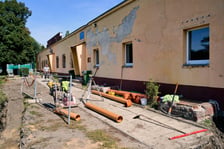 Budowa systemu nawodnienia na Stadionie Sportowym Oławka na Niskich Łąkach, wrzesień 2026