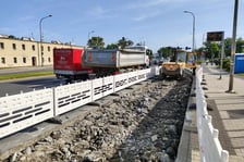Remont zatoki autobusowej na ulicy Krzywoustego na przystanku „Brücknera”