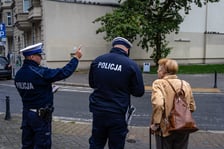 <p>Akcja służb przy ul. Rejtana, po odkryciu na poddaszu kamienicy niewybuchu z czas&oacute;w II wojny światowej.Wrocław, 14.09.2026.</p>