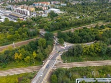 Skrzyżowanie ulic Karwińskiej, Gazowej i Mościckiego coraz wyraźniej przybiera formę ronda