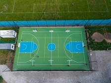 Przebudowane boisko i otoczenie przy Muchoborskim Centrum Sportu, wrzesień 2026