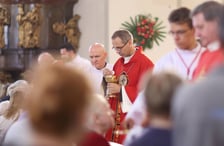 <p>Uroczysta msza święta w kościele św. Maurycego 20 września</p>