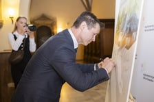 Samorządowcy z aglomeracji wrocławskiej podczas spotkania w sprawie ustawy o powołaniu Metropolii Wrocławskiej
