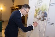 Samorządowcy z aglomeracji wrocławskiej podczas spotkania w sprawie ustawy o powołaniu Metropolii Wrocławskiej