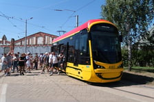 <p>W sierpniu we Wrocławiu testowany był tramwaj Hyundai Rotem 141N</p>