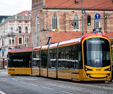 Warszawski tramwaj Hyundai Rotem 141N na testach we Wrocławiu