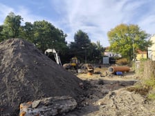 Remont terenu po dawnym targowisku w Leśnicy
