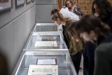 Wystawa obiektów z księgozbioru klasztoru dominikanów we Wrocławiu w Bibliotece Uniwersyteckiej