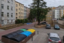 Wyremontowane podwórko w kwartale ulic Prusa, Poniatowskiego, Oleśnickiej i Żeromskiego